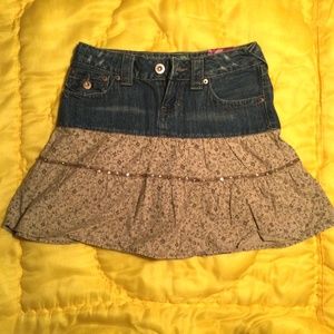 So Denim mini skirt w/ flower & paisley print & embroidery on back pockets
